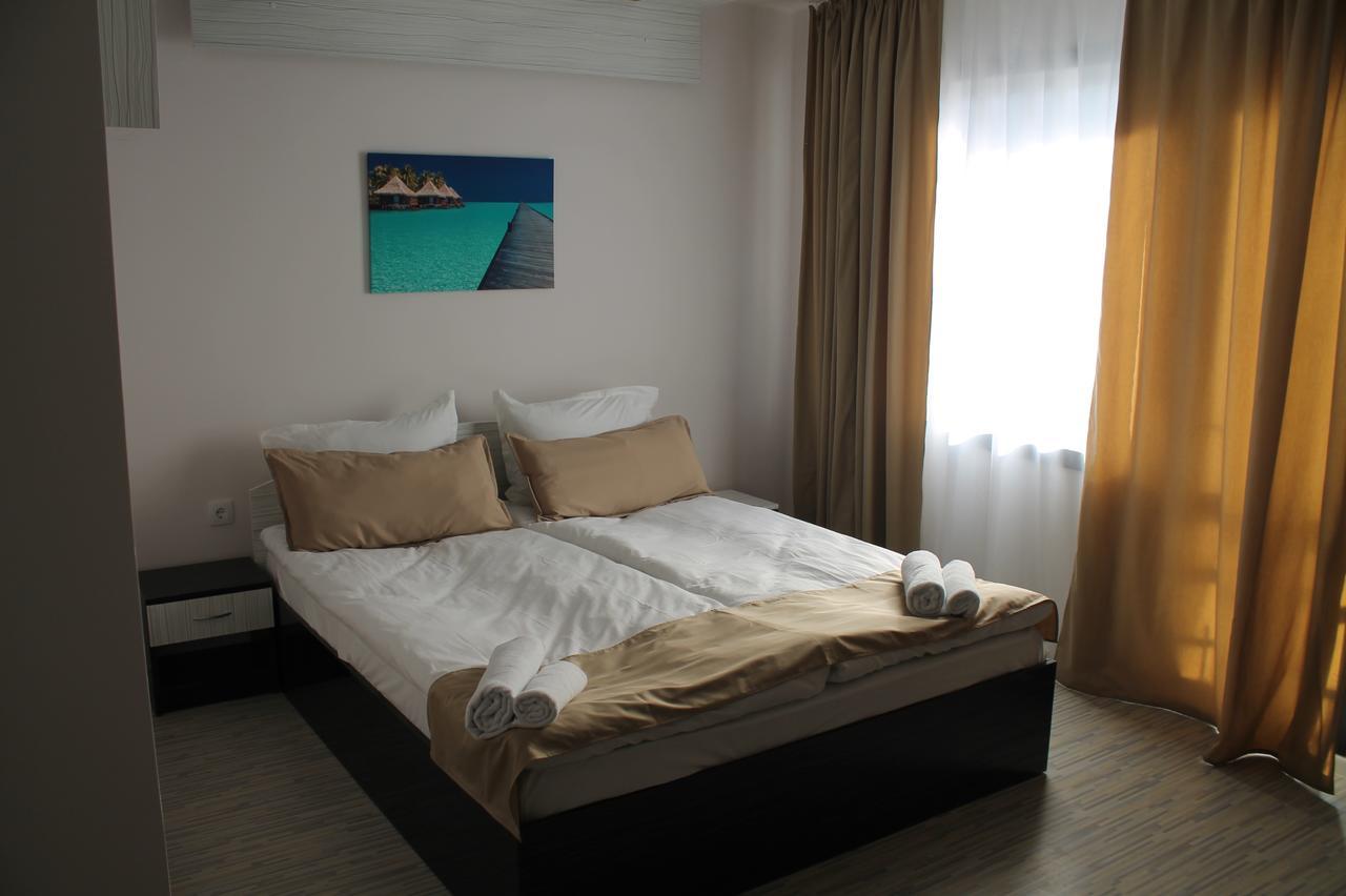 Tiara Hotel Dobritj Eksteriør billede