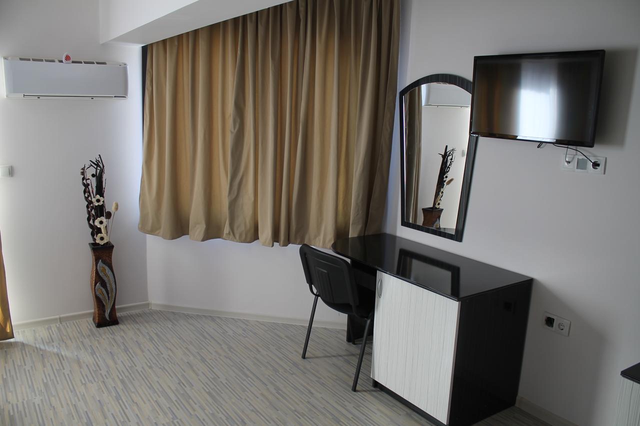 Tiara Hotel Dobritj Eksteriør billede
